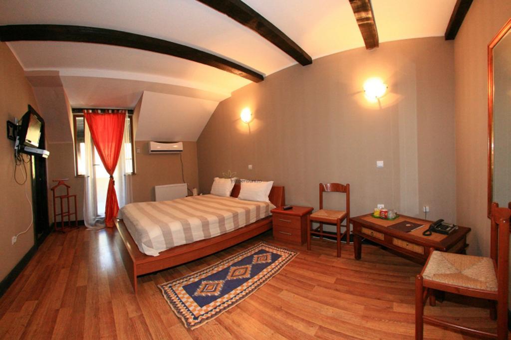 Castelul Lupilor Hotel Chimindia Quarto foto